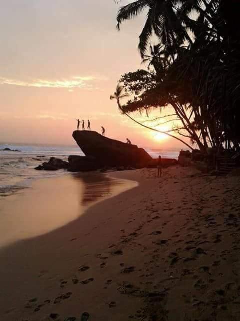 Villa Sun Rising Talpe Luaran gambar